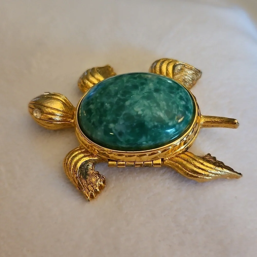 Vtg AVON 1971 Green Gemstone Tortoise Perfume Glace Trinket Locket Box - Picture 4 of 9